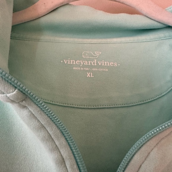 Vineyard Vines Women’s Quarter Zip - Picture 3 of 4
